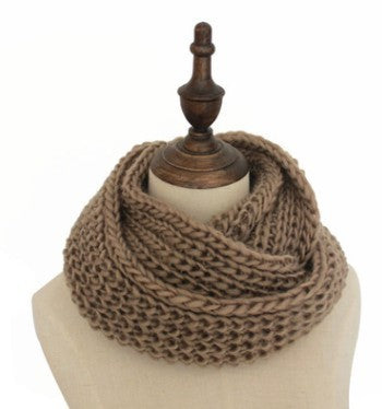 Knitted Scarf Collar